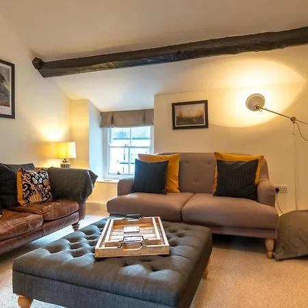 Nook - Gorgeous Decor