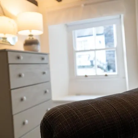 Nook - Gorgeous Decor *