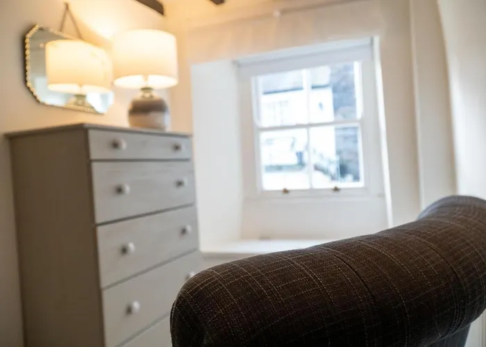 Nook - Gorgeous Decor *